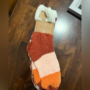 🆕 Rae Dunn HELLO FALL Cozy Socks 3 Pack